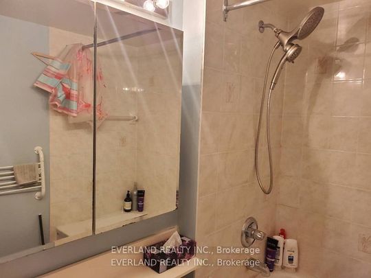 For Lease - 887 Bay Street Unit# 1503, Toronto, Ontario - Photo 1