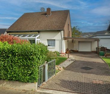 Charmantes Einfamilienhaus mit Wintergarten und Gartenidylle in Hen... - Photo 1