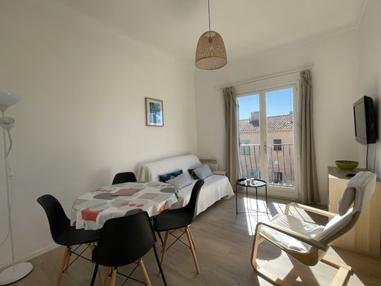 Location Appartement 2 pièces 35m² LE LAVANDOU 83980 - Photo 1