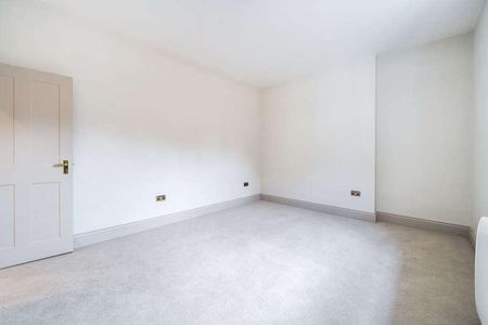 South Street, Farnham, GU9 - Photo 3