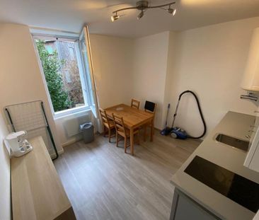 Appartement Nantes 1 pièce(s) 34 m2 - Location Appartement nantes :... - Photo 2