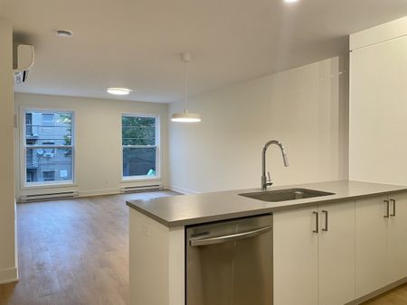 2086 Rue Harmony, #5 - Photo 2