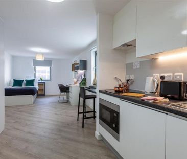 Studio to rent - Photo 6