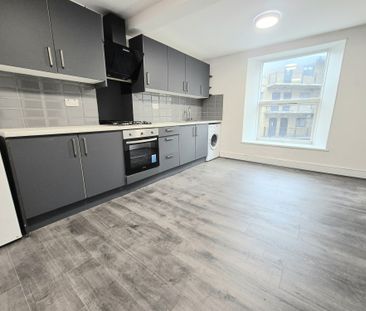 Wellington Place, Halifax - Photo 2