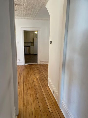 188 Carillion St - Photo 3