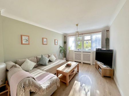 1 bedroom flat to rent - Photo 3