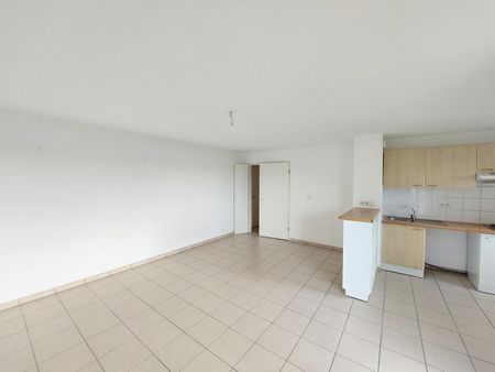 location Appartement T3 DE 62.58m² À TOURS - Photo 2