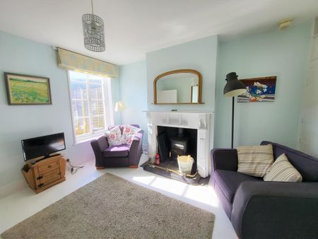3 bedroom terraced house to rent - Photo 2