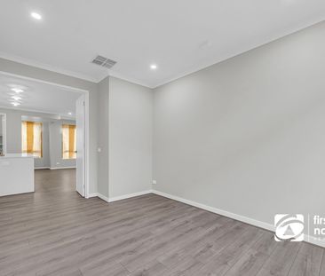 Modern Family Living in the Heart of Mount Atkinson Estate - Photo 2