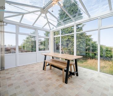 4 bedroom terraced bungalow to rent - Photo 6