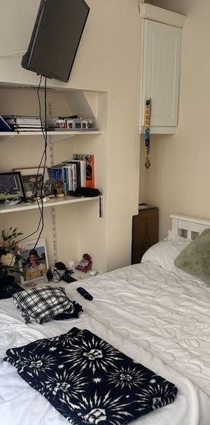 Room in a Shared Flat, Devonshire Road, SO15 - Photo 1