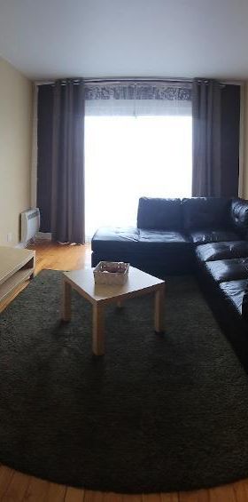 Grand 4 1/2 @ louer - face métro Viau / dernier étage - Photo 1