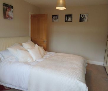 4 bedroom detached house to rent - Photo 6