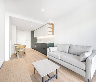 Studio to rent - Photo 1