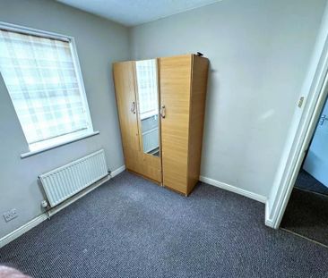 Room in a Shared House, Uphall Road, IG1 - Photo 3