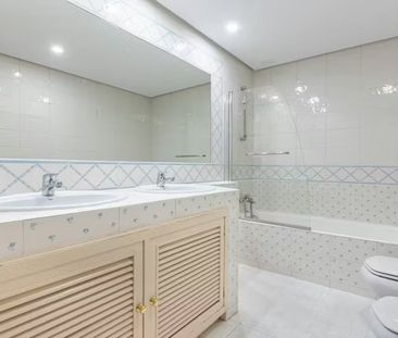 Calle del Abedul, Madrid, Community of Madrid 28036 - Photo 6