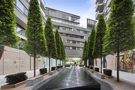 Luxury two bedroom apartment with river views to rent in One Tower Bridge, SE1. - Photo 3