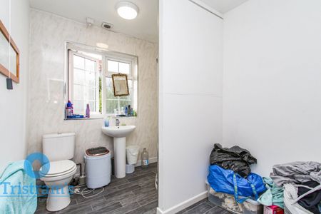 2 bed Semi-Detached House for Rent - Photo 5