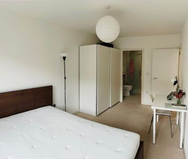 2 Bed Flat, Greenland Place, SE8 - Photo 4