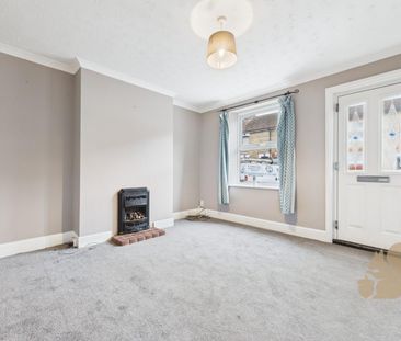 Myrtle Grove, Colchester - Photo 1