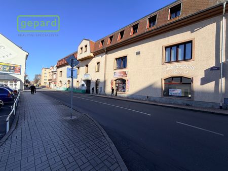 Pronájem bytu 1+kk a garsoniéry 37 m², Křížová, Sokolov - Photo 4