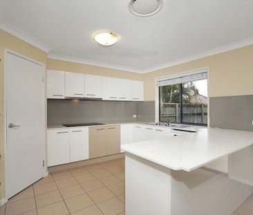 Spacious home in convenient location - Photo 6