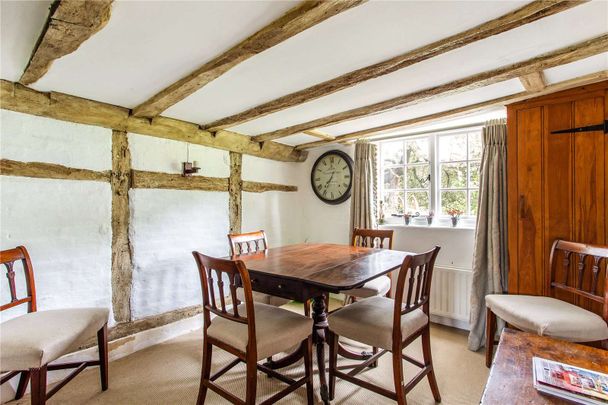 Character cottage situated in sought after village - Photo 1