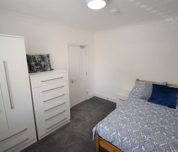 4 Bed Terraced House, Erleigh Road, RG1 - Photo 3