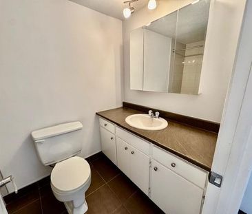 COQUET 4 1/2 BÉTON, LIBRE/juillet ou avant - EC + chauffé - Photo 4