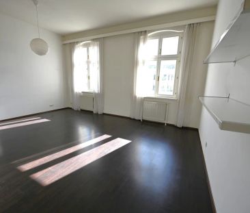 Komfortables Wohnen mit Geschichte – 1-Zimmer-Wohnung mit Donaublic... - Foto 4