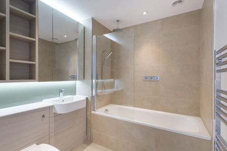 2 Bed Flat, Glasshouse Gardens, E20 - Photo 5