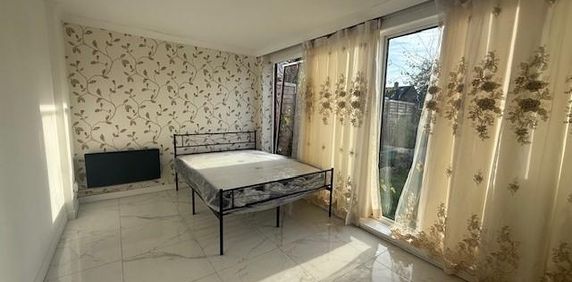 1 bedroom house to rent - Photo 2