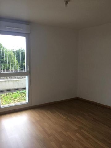 Location Appartement 2 pièces 49m² TOURS 37000 - Photo 2