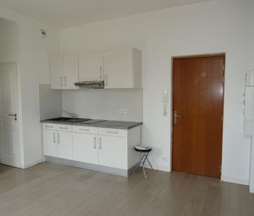 Location Appartement 2 pièces 24m² AIX LES BAINS 73100 - Photo 2