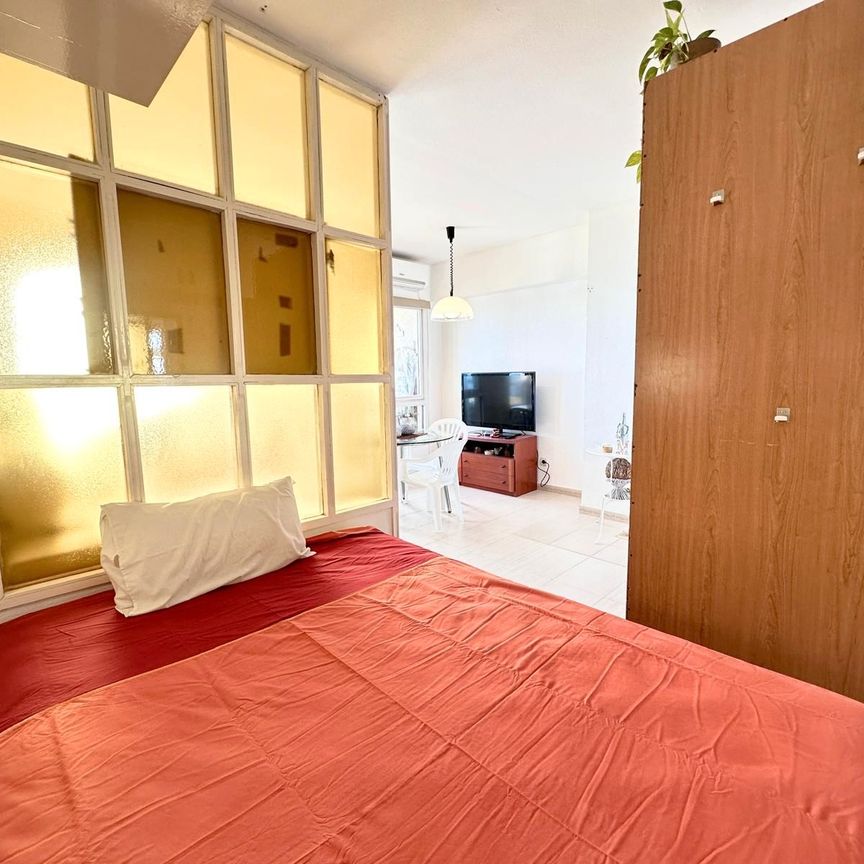 Estudio de alquiler en Avenida Manuel Mena Palma, Cortijo Torrequebrada - Photo 1