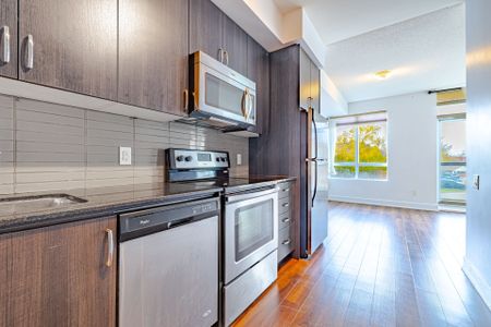 For Lease - 7608 Yonge Street Unit# 318, Vaughan, Ontario - Photo 2