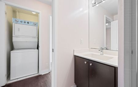 For Lease - 60 Absolute Avenue Unit# 1903, Mississauga, Ontario - Photo 2