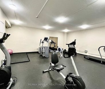 270 Palmdale Drive condo — Toronto, ON (2-Bedroom) - 2 Bedroom - Photo 3