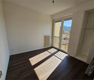 Chiasso, in affitto ottimo 3.5 locali con balcone - Foto 2