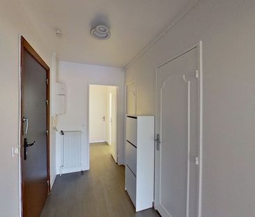 Location Appartement 4 pièces 71m² - Photo 5