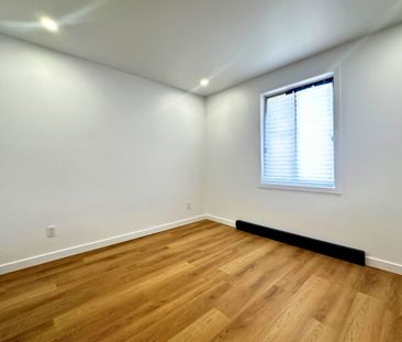 Logement de 2 chambres entièrement rénové sur deux étages - Photo 1