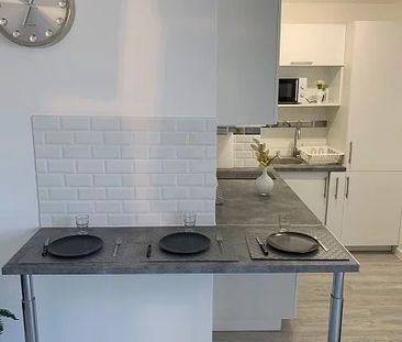 Studio de 27m² avec terrasse et parking - Photo 1