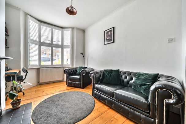 Azof Street, London, SE10 - Photo 1