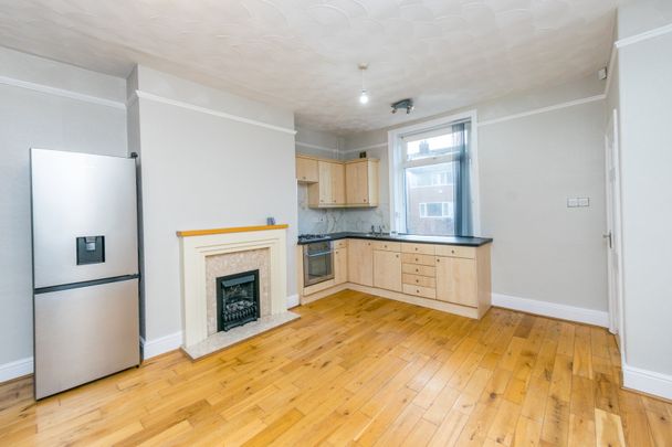 EAST PARK STREET MORLEY LEEDS - Photo 1