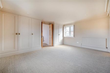 3 bedroom semi-detached house to rent - Photo 5