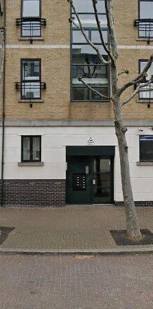 2 Bed Flat, Stuart House, E16 - Photo 2