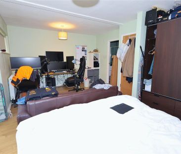 1 bedroom house of multiple occupation to rent - Photo 1