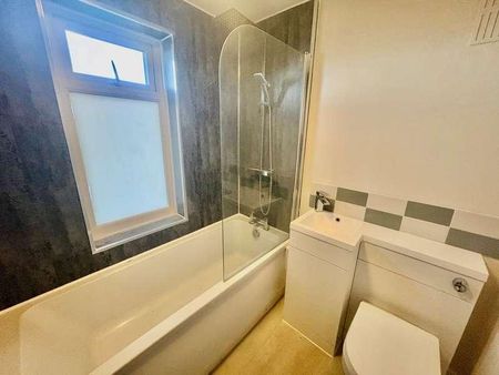 Commonside, Brierley Hill, DY5 - Photo 5