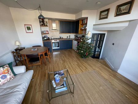 2 bedroom apartment to rent - Photo 2