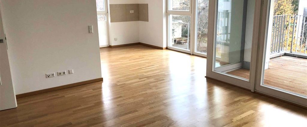 FAMILIEN AUFGEPASST! Top 3-Raum Whg. 2 Balkone, bodentiefe Fenster, Bad m. Fenster, Wanne, Dusche! - Foto 1